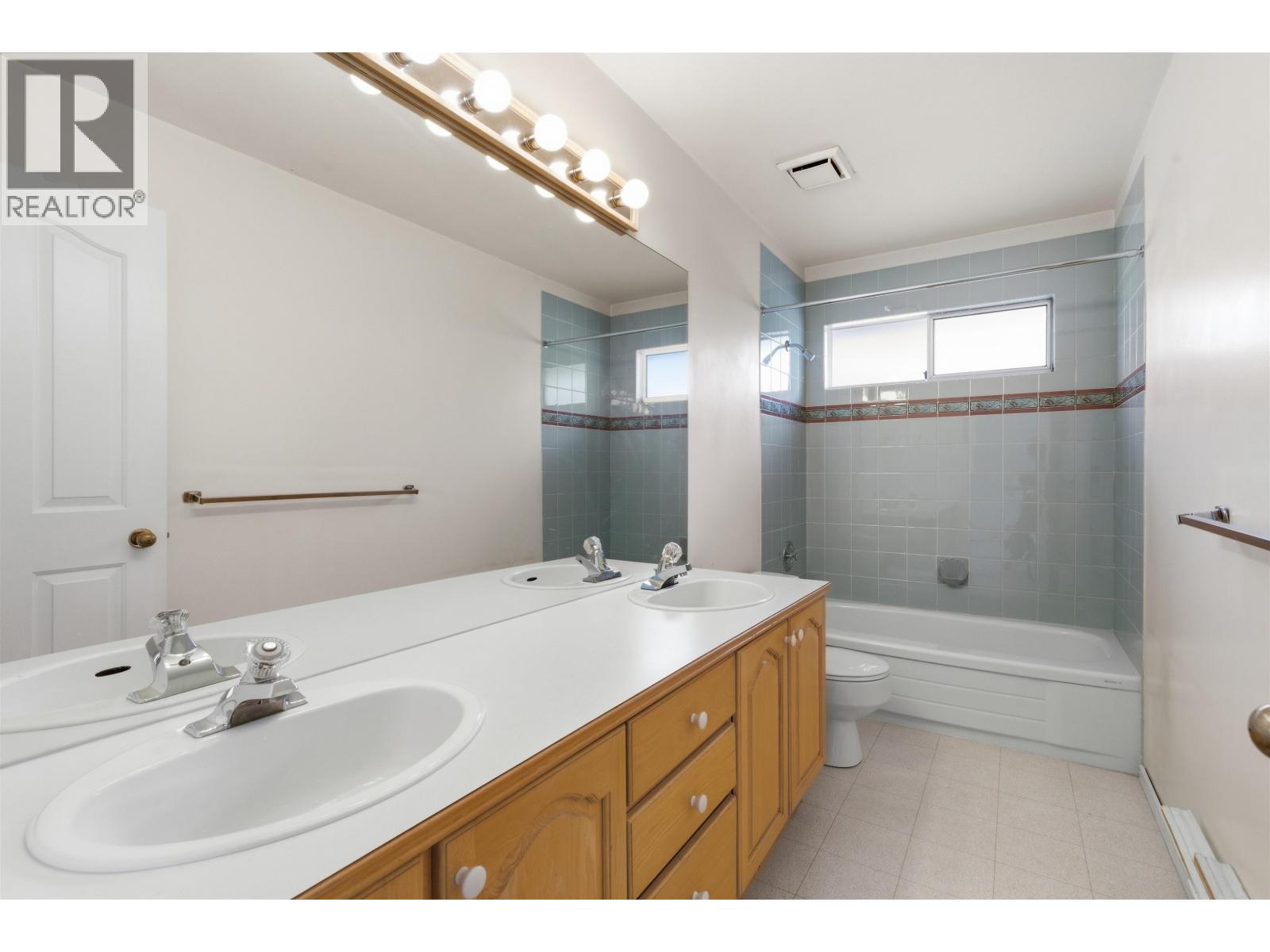 1227 12th Street, West Vancouver, British Columbia  V7T 2N6 - Photo 27 - R3122638