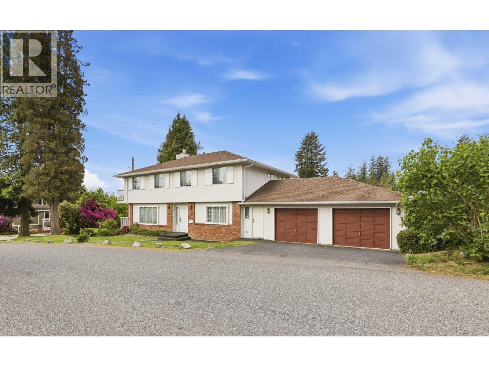 1227 12TH STREET, West Vancouver, British Columbia