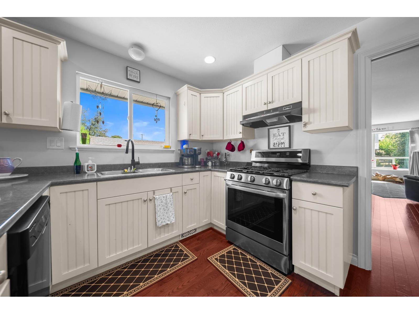 7517 Murray Street, Mission, British Columbia V2V 4A9 - Photo 10 - R3122426