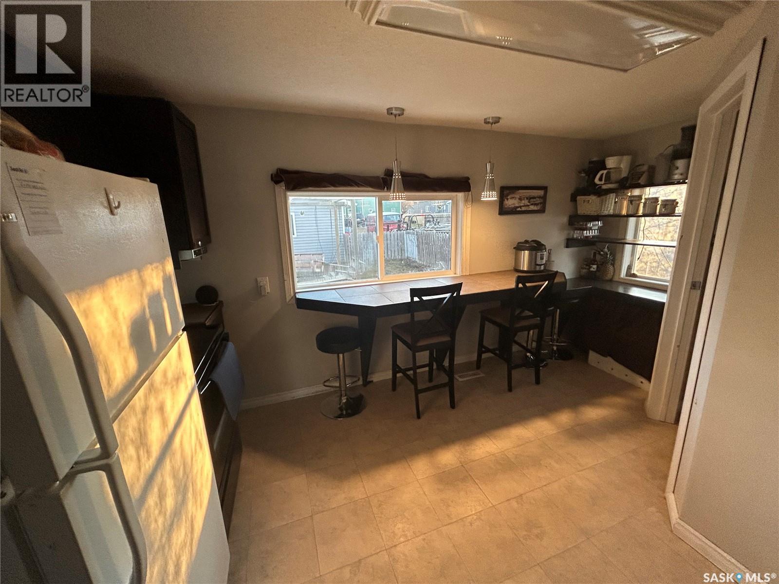 610 Fifth Street, Estevan, Saskatchewan  S4A 0Y5 - Photo 2 - SK035881