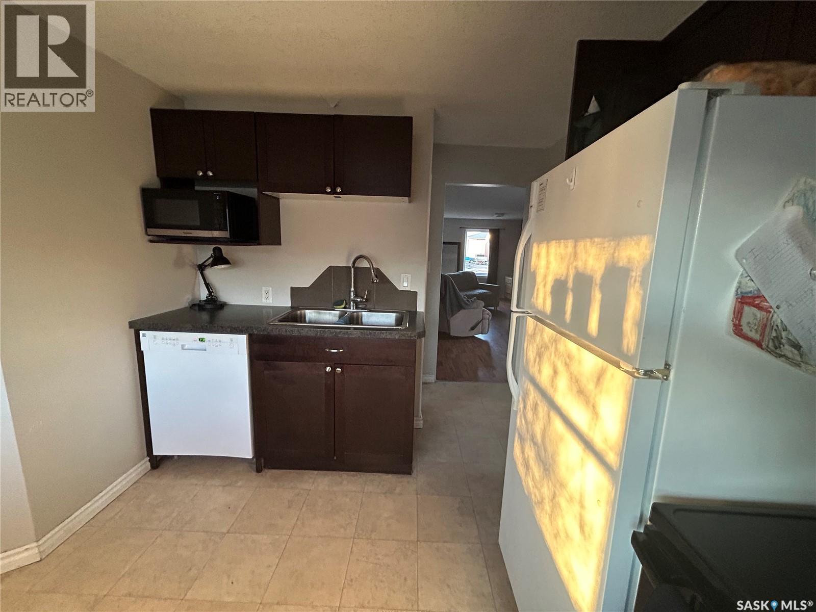 610 Fifth Street, Estevan, Saskatchewan  S4A 0Y5 - Photo 5 - SK035881