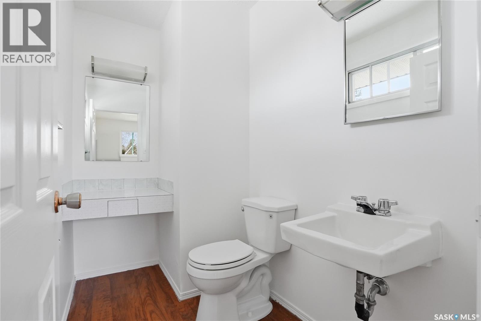 1044 East Centre, Saskatoon, Saskatchewan  S7J 3A3 - Photo 12 - SK035856
