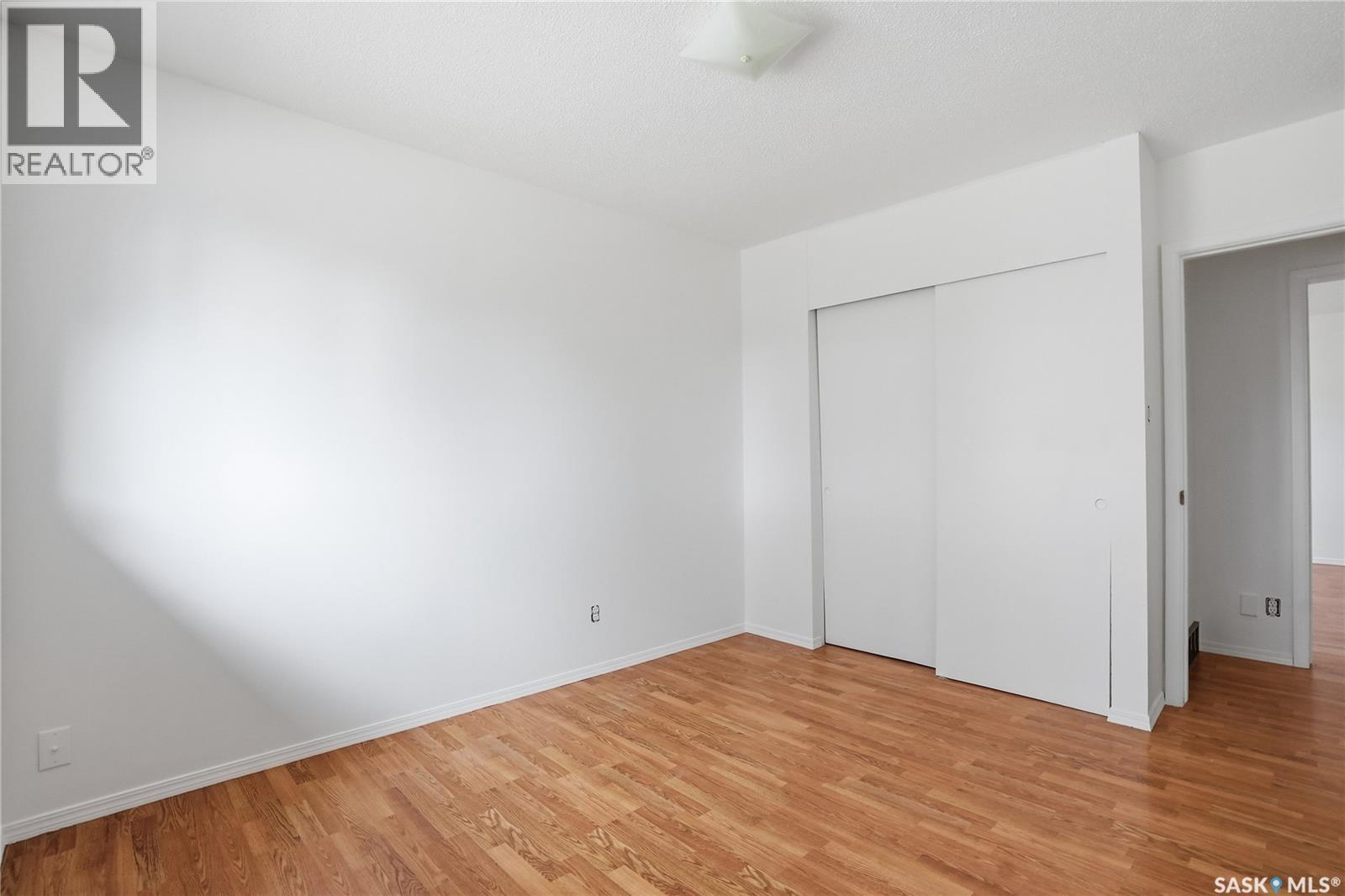 1044 East Centre, Saskatoon, Saskatchewan  S7J 3A3 - Photo 14 - SK035856
