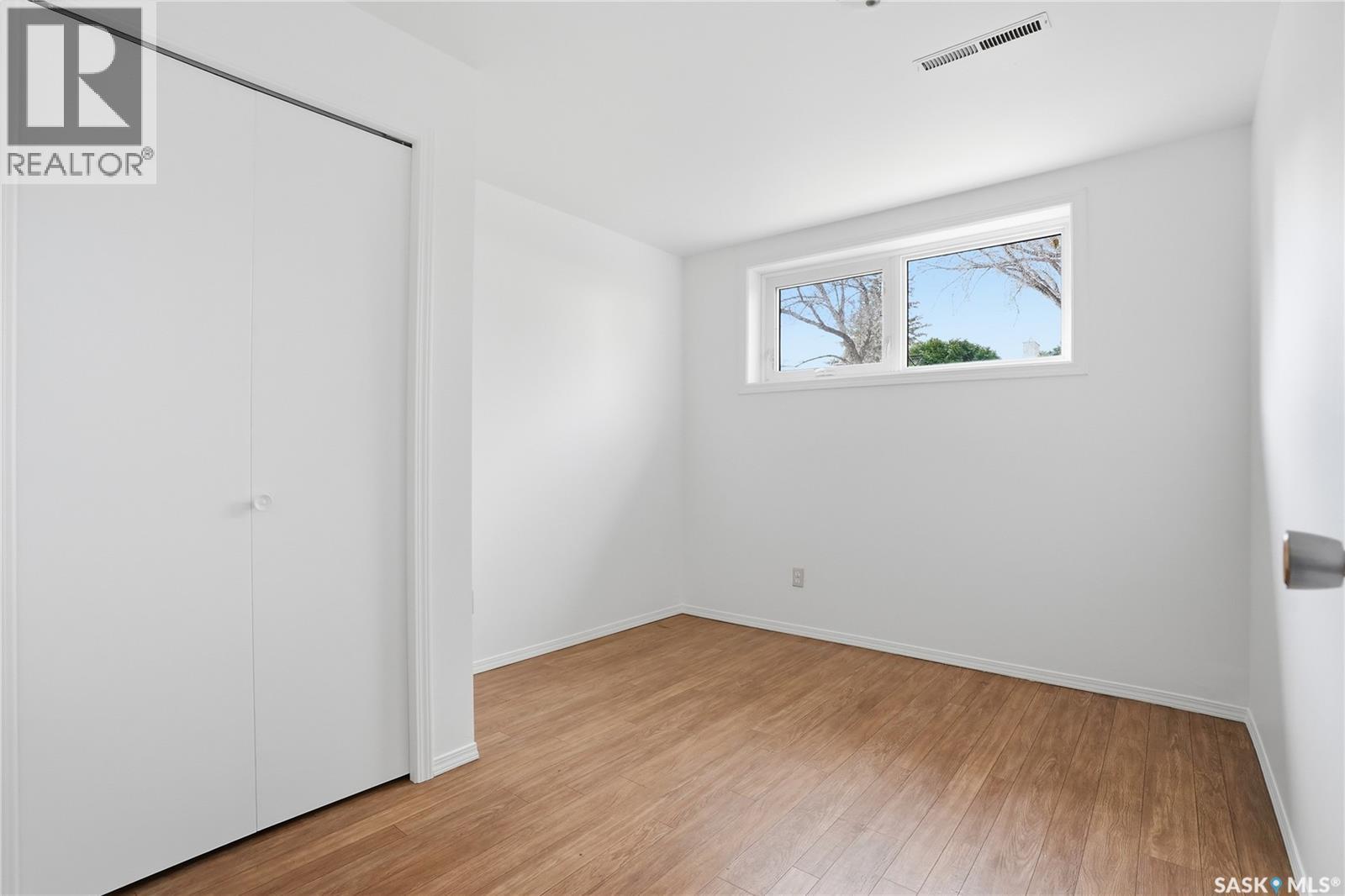 1044 East Centre, Saskatoon, Saskatchewan  S7J 3A3 - Photo 19 - SK035856