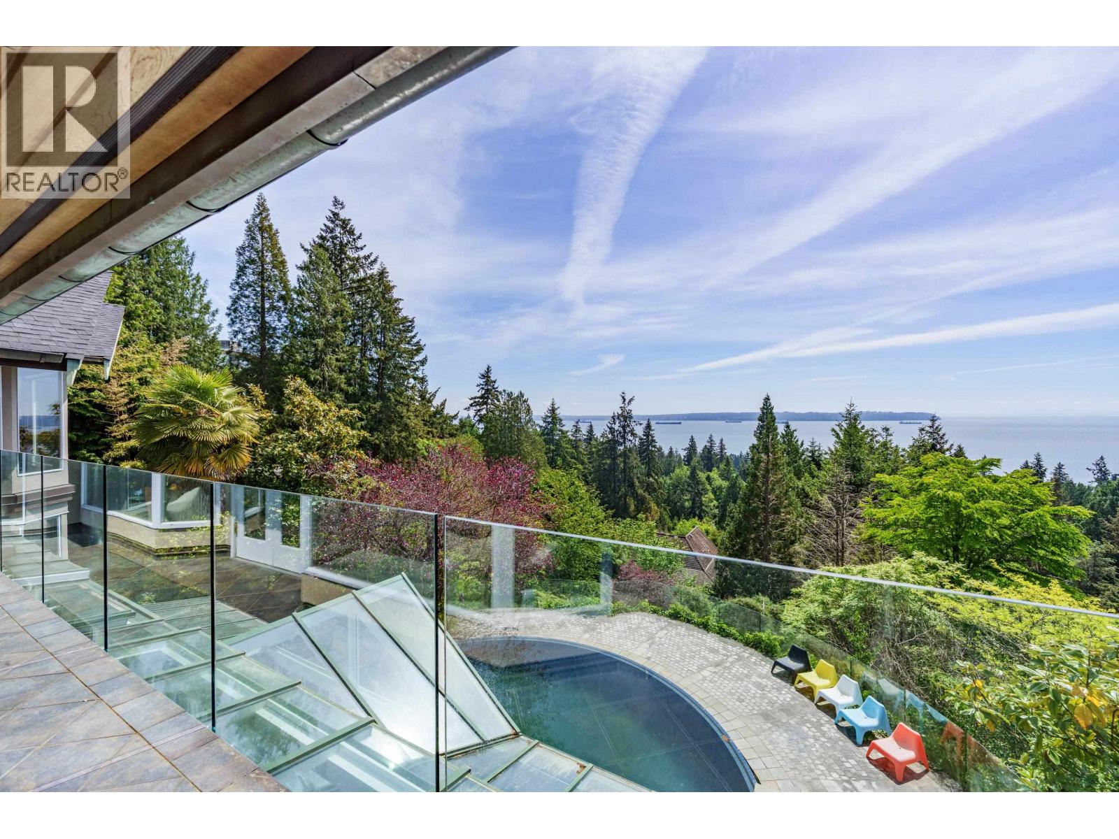 4253 Rockbank Place, West Vancouver, British Columbia  V7W 1A8 - Photo 30 - R3122931