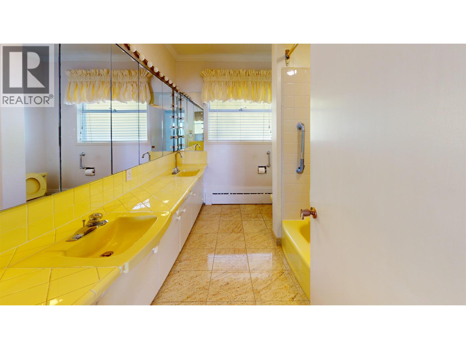 3196 Thompson Place, West Vancouver, British Columbia  V7V 3E4 - Photo 4 - R3123248