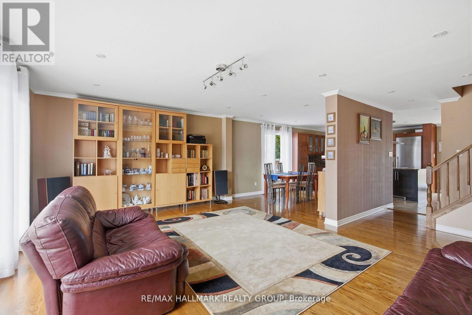 23 Riverbrook Road, Ottawa, Ontario  K2H 7W7 - Photo 5 - X13124158