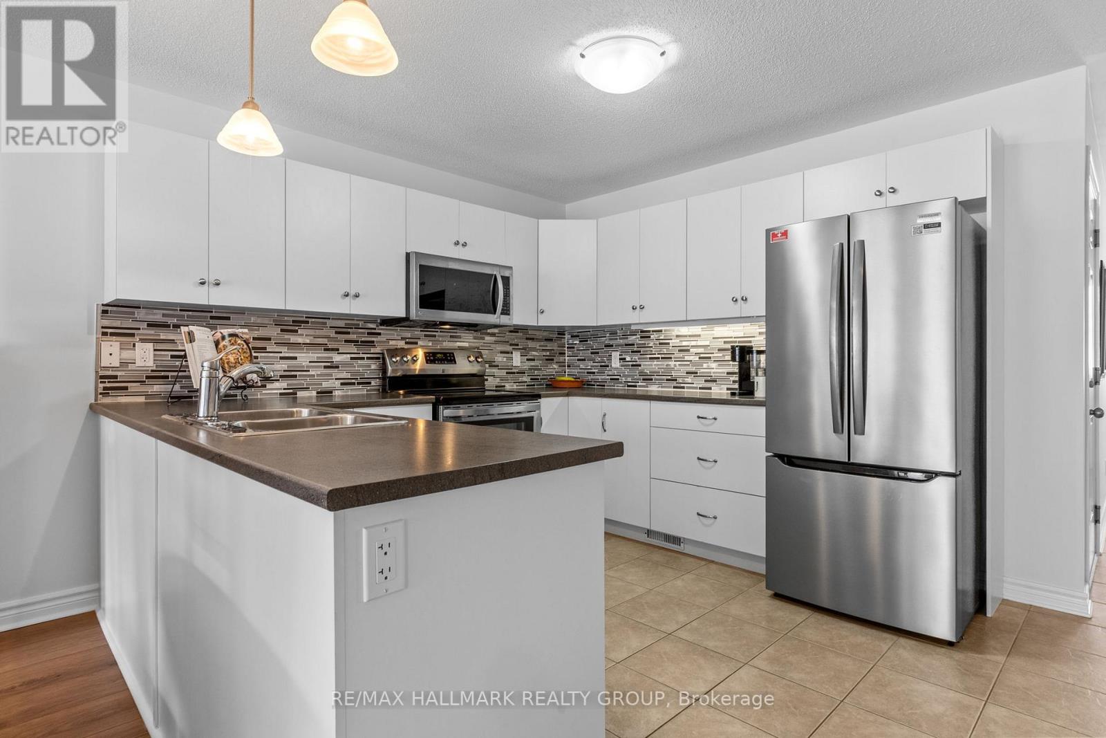 3 Horton Street, Mississippi Mills, Ontario  K0A 1A0 - Photo 10 - X13124228