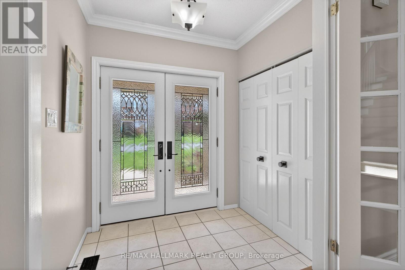 2731 Wyldewood Street, Ottawa, Ontario  K1T 2R7 - Photo 2 - X13124246