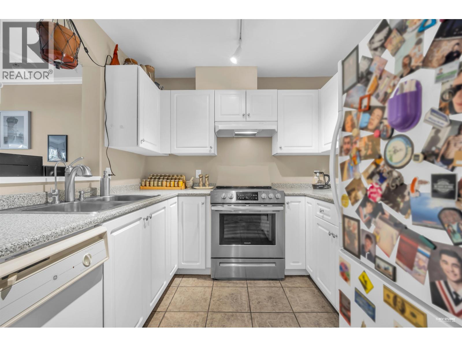 206 3638 Rae Avenue, Vancouver, British Columbia  V5R 2P5 - Photo 6 - R3113863