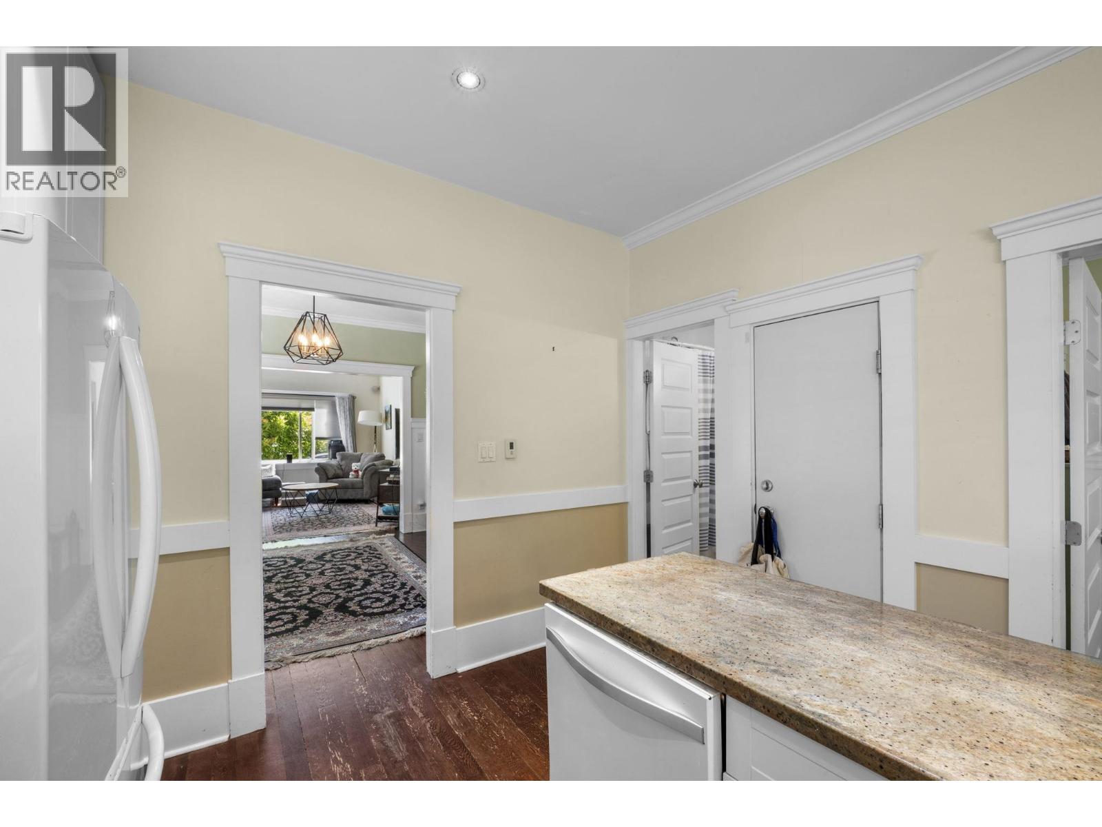 3707 Inverness Street, Vancouver, British Columbia  V5V 4V8 - Photo 14 - R3121779