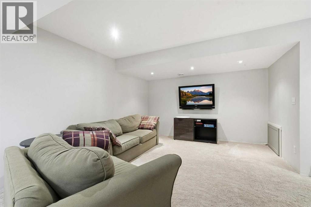 183 Savanna Parade Ne, Calgary, Alberta  T3J 0W1 - Photo 25 - A2303978