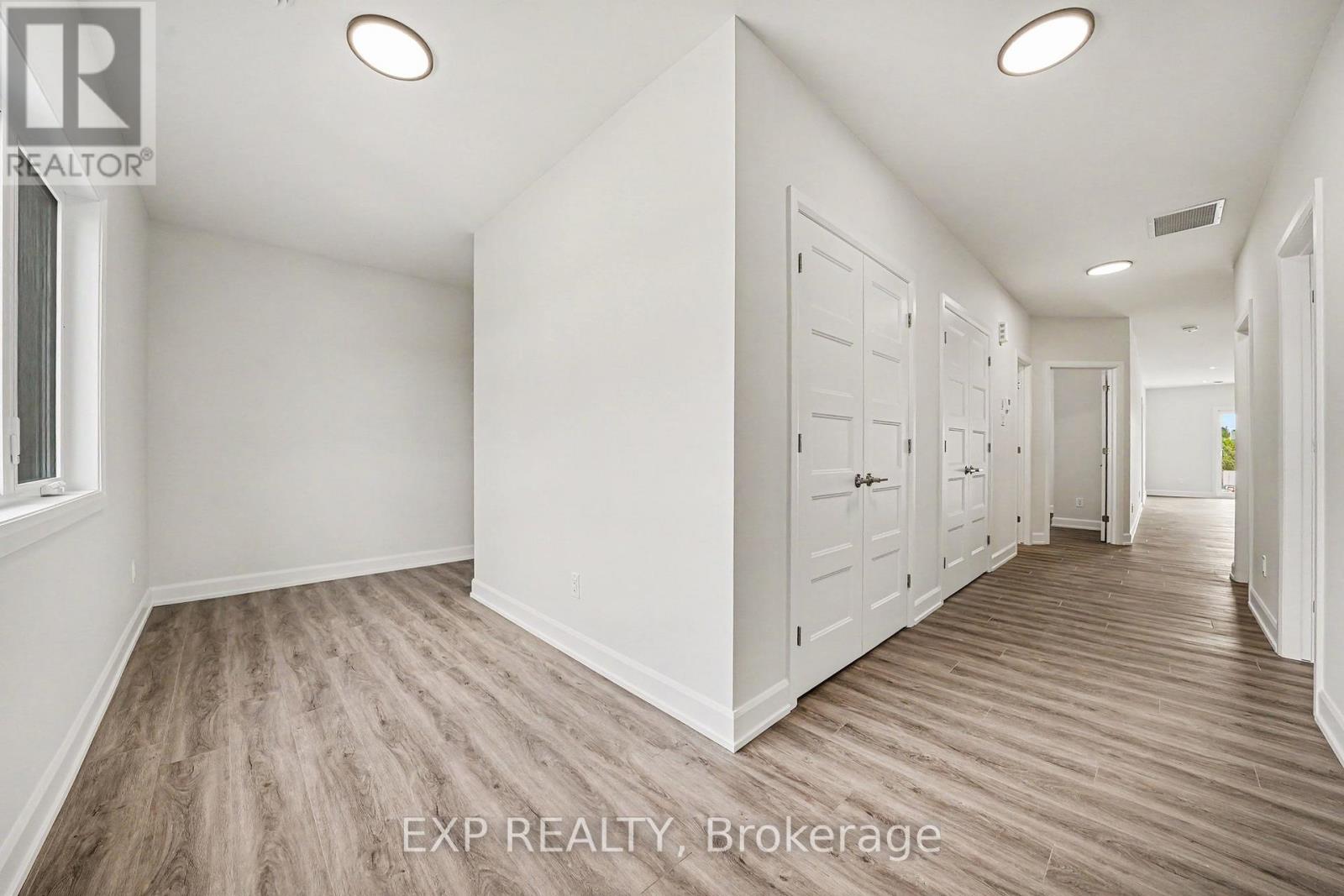 A - 480 Falcon Lane, Russell, Ontario  K4R 0M5 - Photo 2 - X12997170