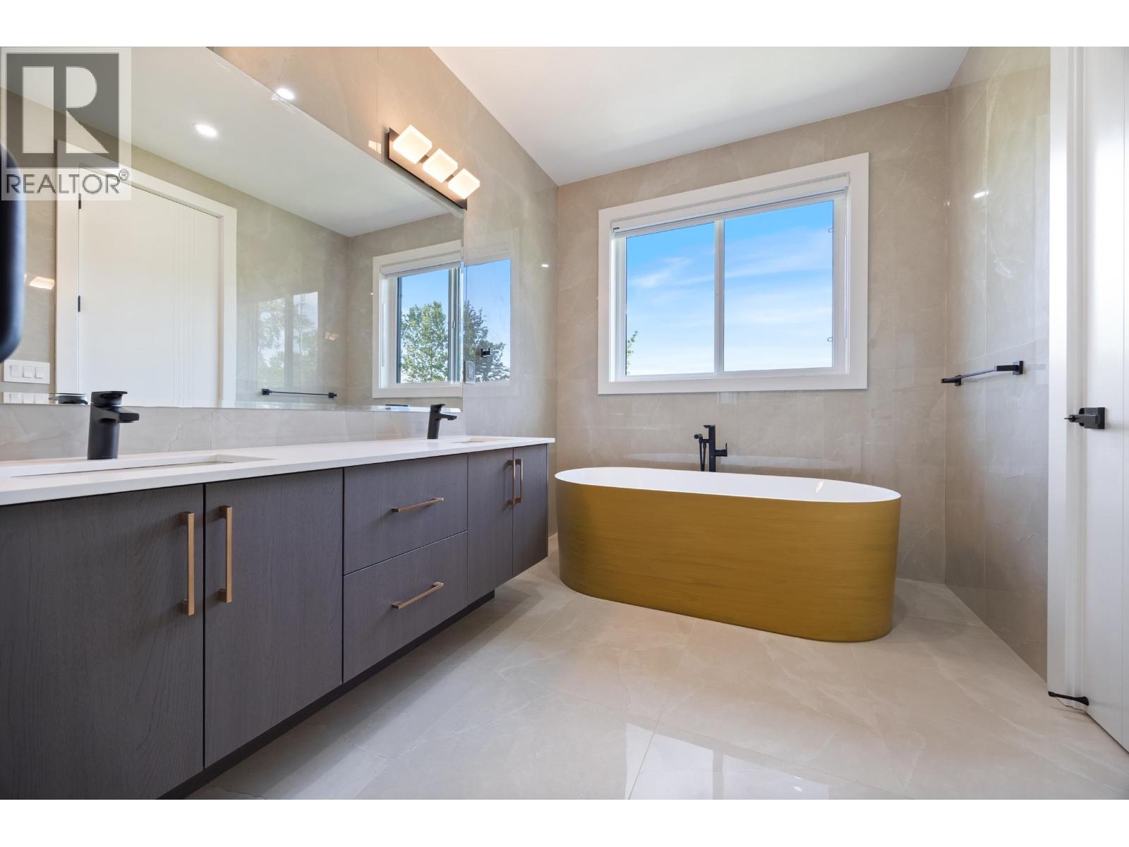 1 6037 Service Street, Burnaby, British Columbia  V5H 1V7 - Photo 29 - R3120956