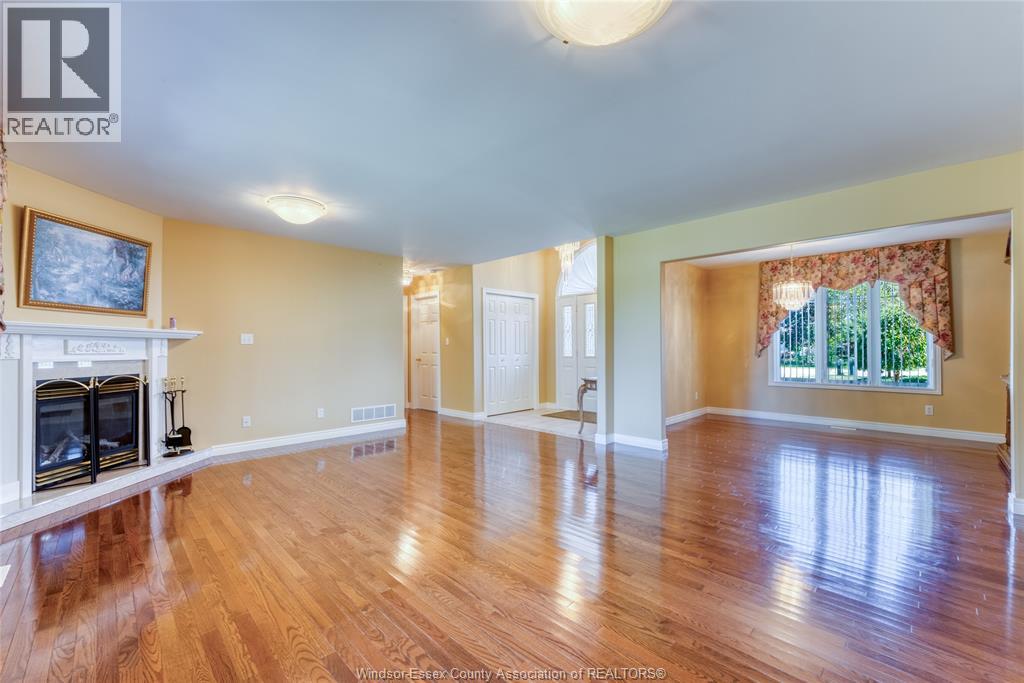 267 East Puce, Lakeshore, Ontario  N0R 1A0 - Photo 11 - 26011083