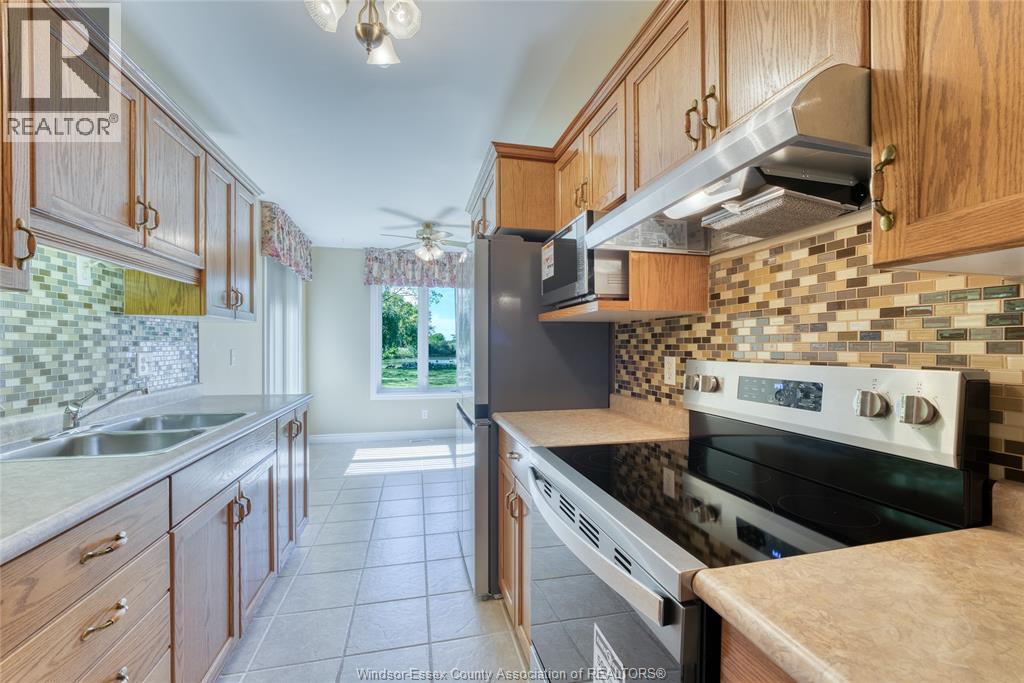 267 East Puce, Lakeshore, Ontario  N0R 1A0 - Photo 16 - 26011083