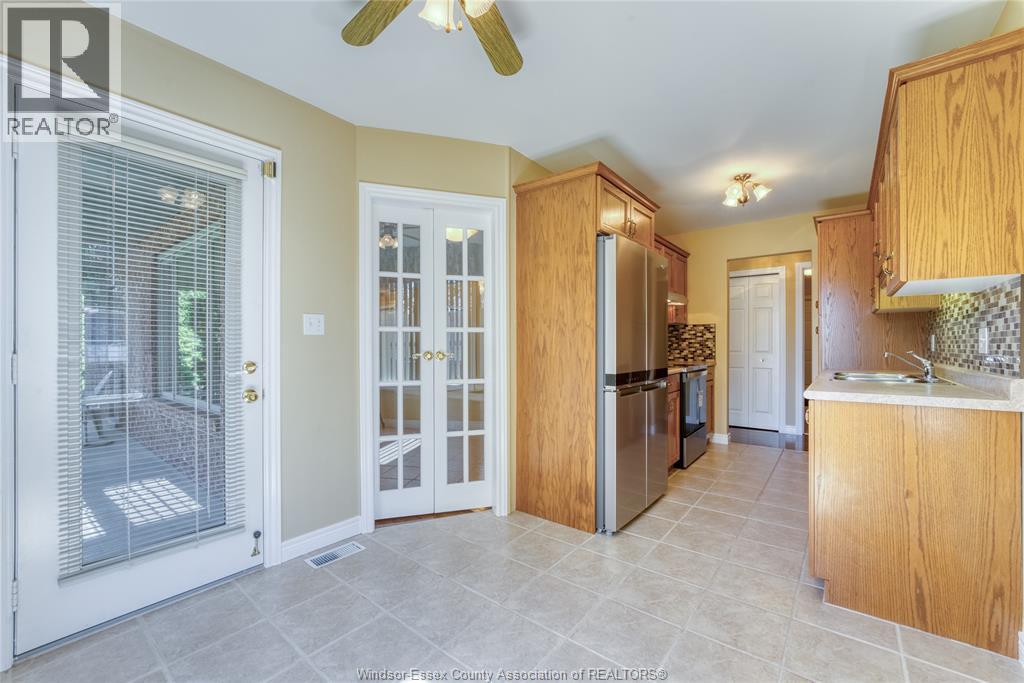 267 East Puce, Lakeshore, Ontario  N0R 1A0 - Photo 20 - 26011083