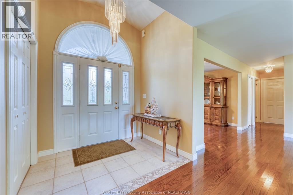 267 East Puce, Lakeshore, Ontario  N0R 1A0 - Photo 8 - 26011083