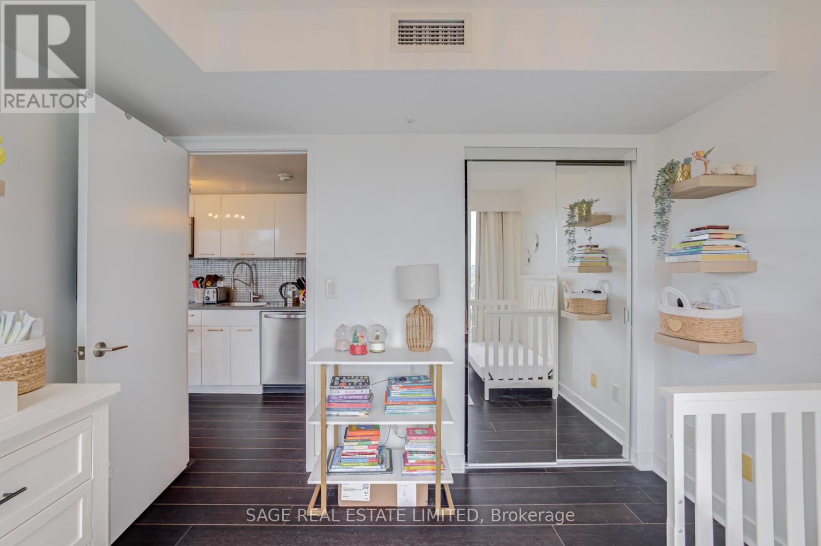 1504 - 295 Adelaide Street W, Toronto, Ontario  M5V 0L4 - Photo 16 - C13124234