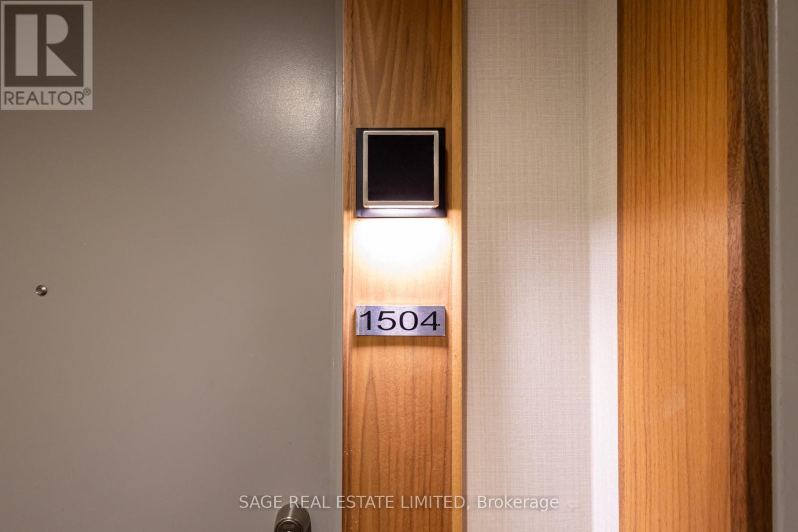 1504 - 295 Adelaide Street W, Toronto, Ontario  M5V 0L4 - Photo 2 - C13124234