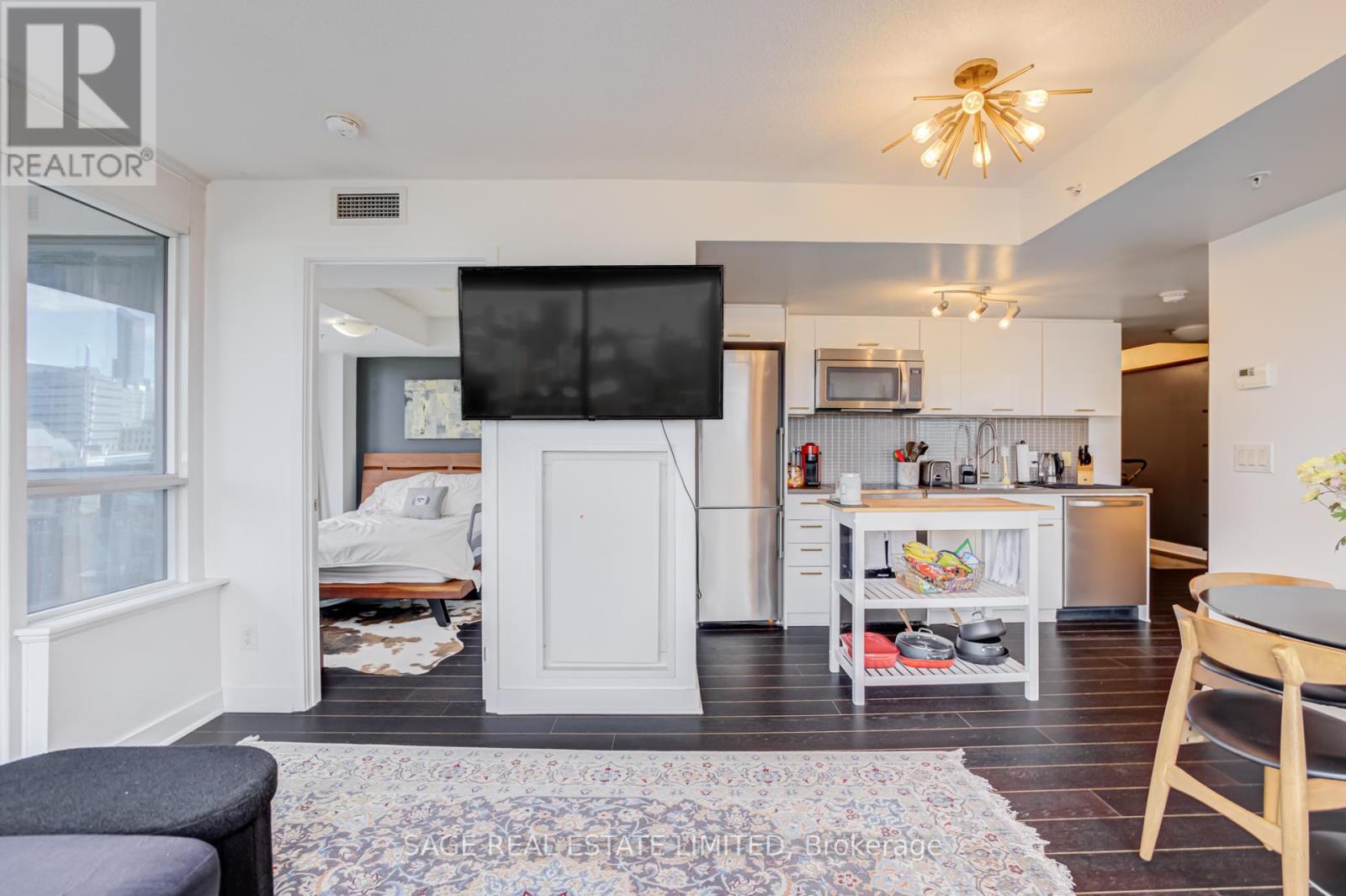 1504 - 295 Adelaide Street W, Toronto, Ontario  M5V 0L4 - Photo 8 - C13124234