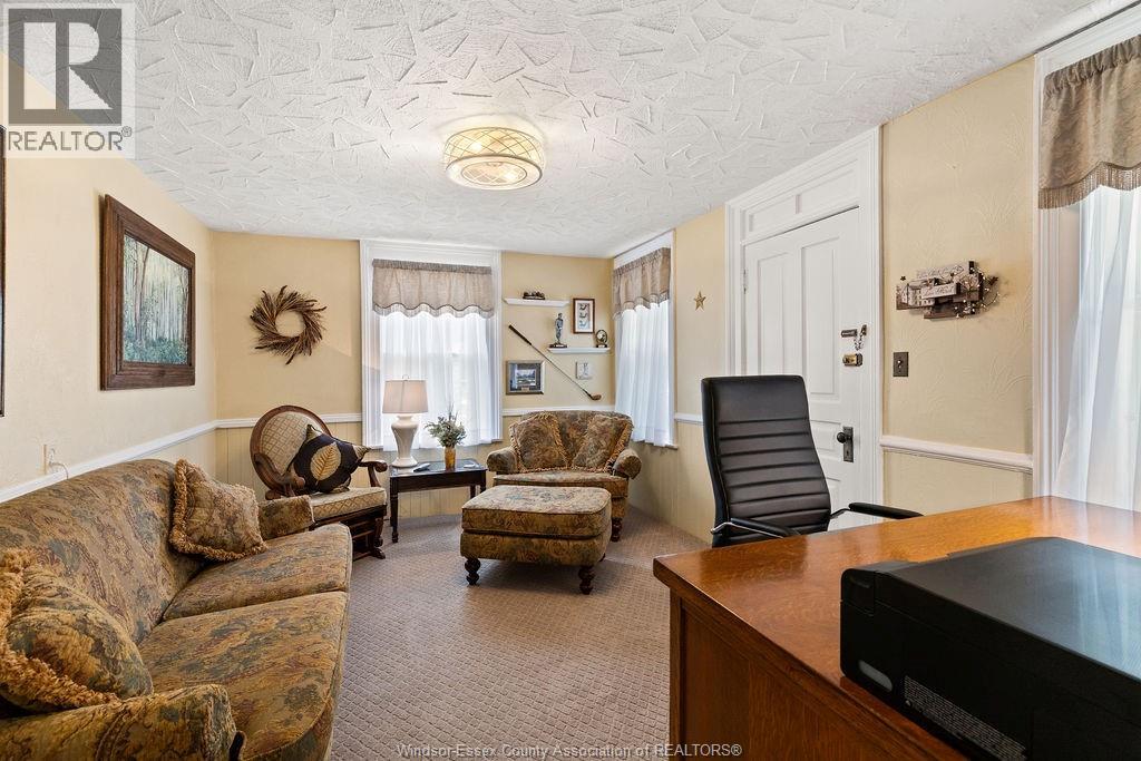 14242 Tecumseh Road East, Tecumseh, Ontario  N8N 1M8 - Photo 3 - 26011065