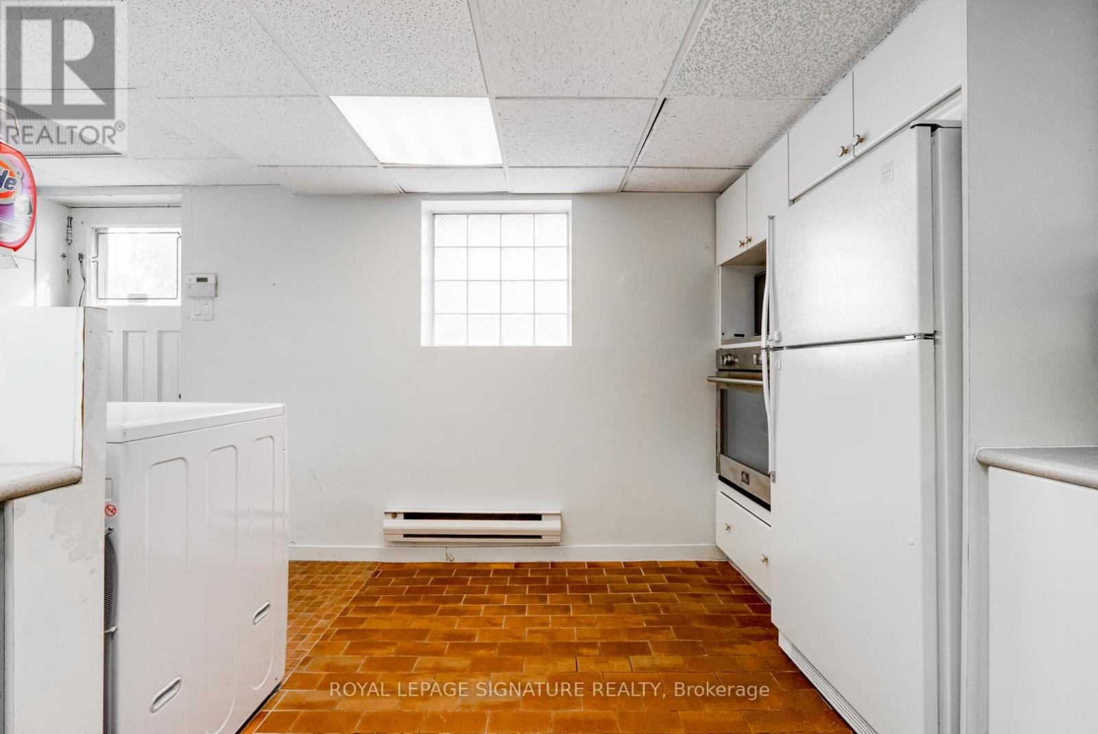 Lower - 529 Spadina Road, Toronto, Ontario  M5P 2W9 - Photo 6 - C13121870