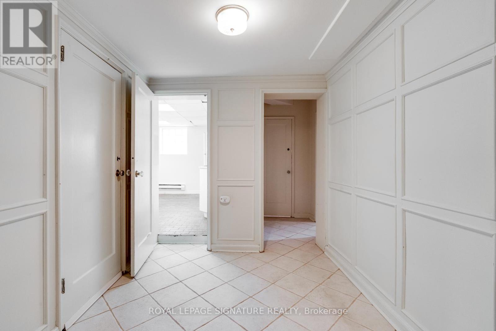 Lower - 529 Spadina Road, Toronto, Ontario  M5P 2W9 - Photo 8 - C13121870