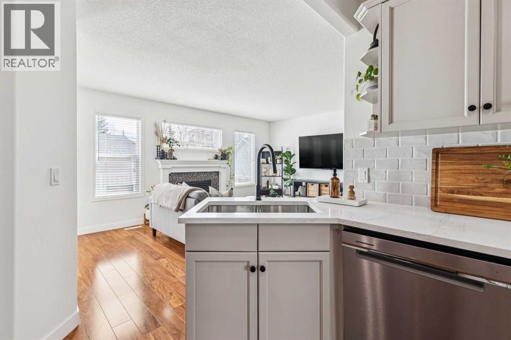 94 West Springs Way SW, Calgary, Alberta  T3H 5G5 - Photo 6 - A2308830