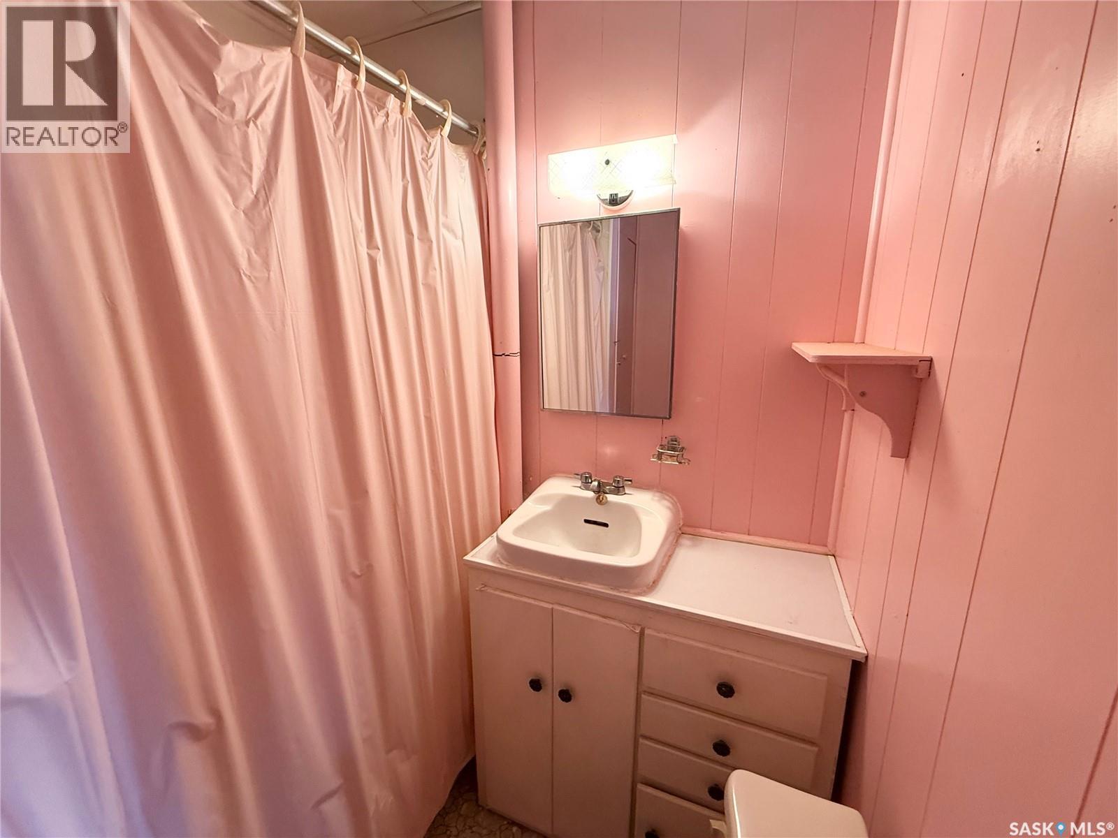407 Idylewylde Avenue, Saskatchewan Beach, Saskatchewan  S0G 4L0 - Photo 15 - SK035893
