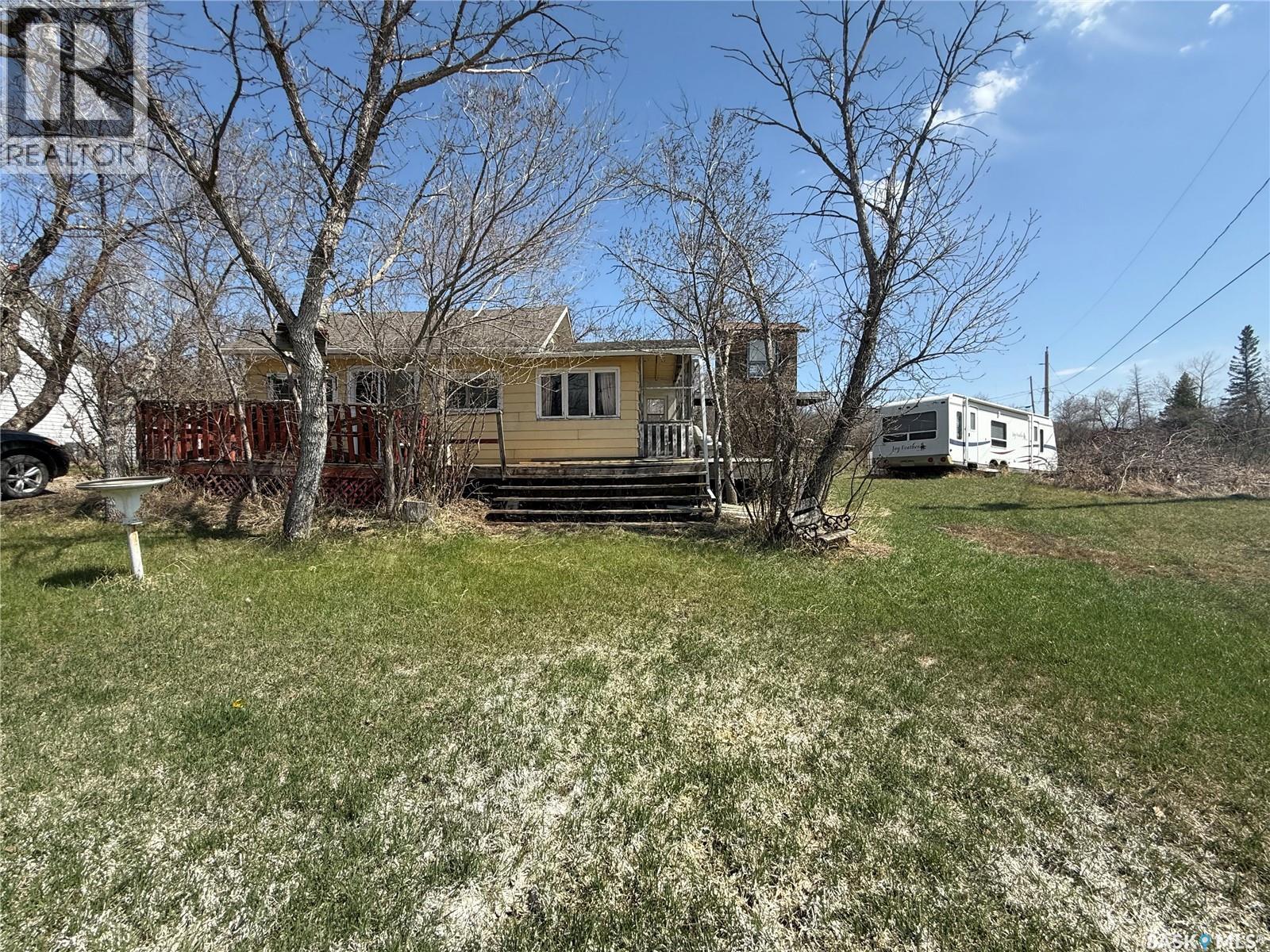 407 Idylewylde Avenue, Saskatchewan Beach, Saskatchewan  S0G 4L0 - Photo 2 - SK035893
