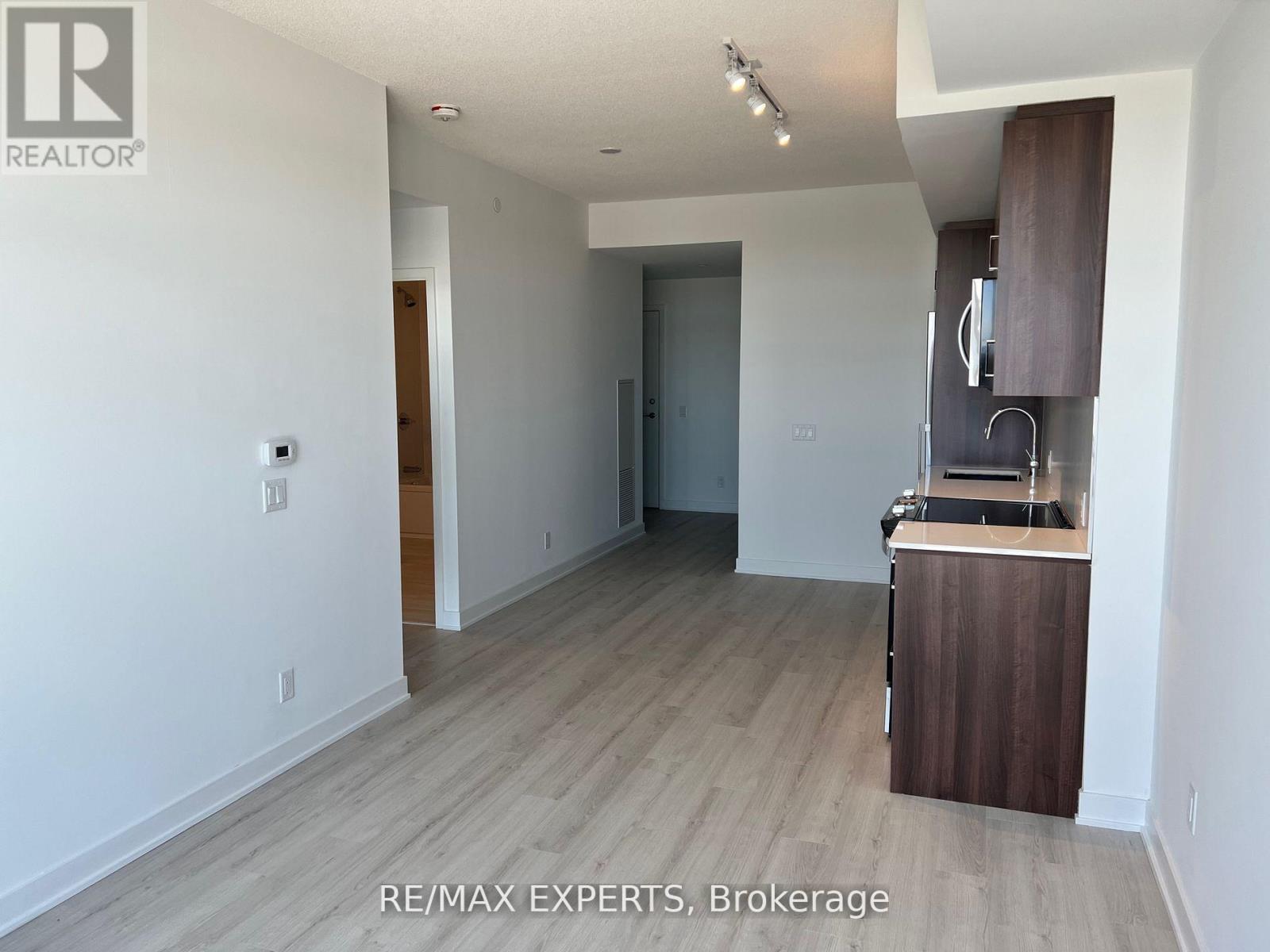605 - 681 Yonge Street, Barrie (Painswick South), Ontario L9J 0K1 - Photo 7 - S13124182