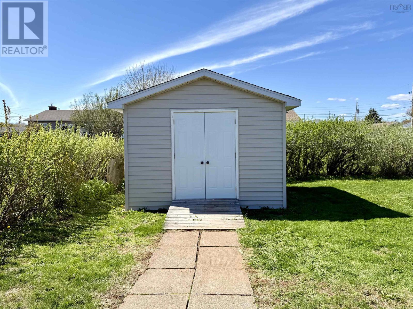 24 Rhodes Avenue, Amherst, Nova Scotia  B4H 2J2 - Photo 50 - 202601796