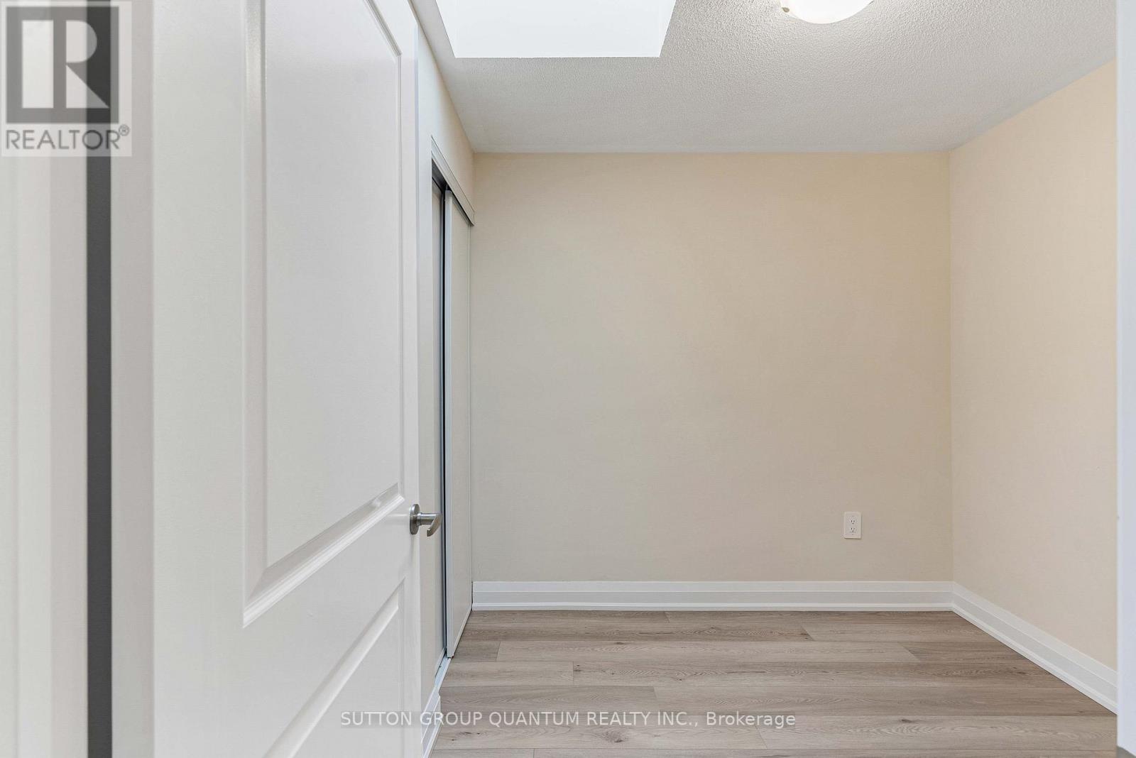 111 - 1589 Rose Way, Milton, Ontario  L9E 1N4 - Photo 16 - W13124240