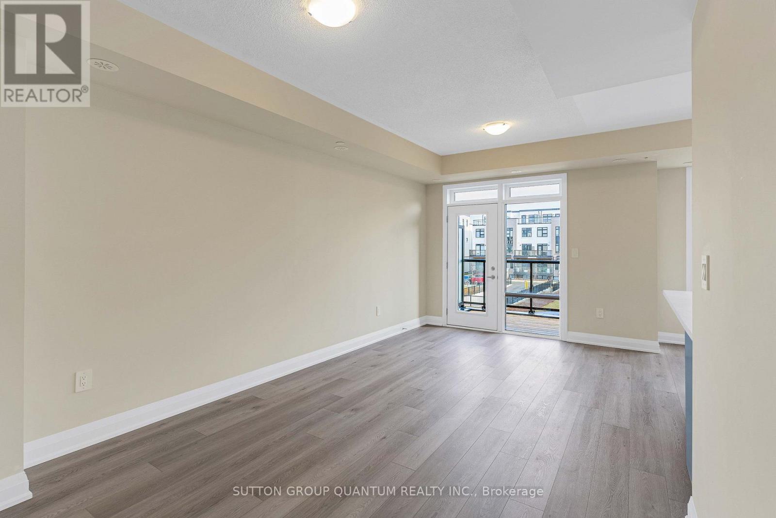 111 - 1589 Rose Way, Milton, Ontario  L9E 1N4 - Photo 7 - W13124240