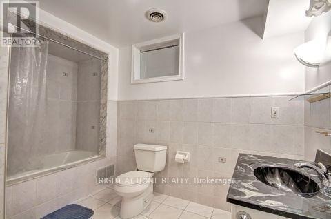 Basement  Apartment - 1579 Ogden Avenue W, Mississauga, Ontario  L5E 2H9 - Photo 12 - W13124264