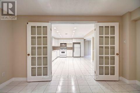 Basement  Apartment - 1579 Ogden Avenue W, Mississauga, Ontario  L5E 2H9 - Photo 9 - W13124264