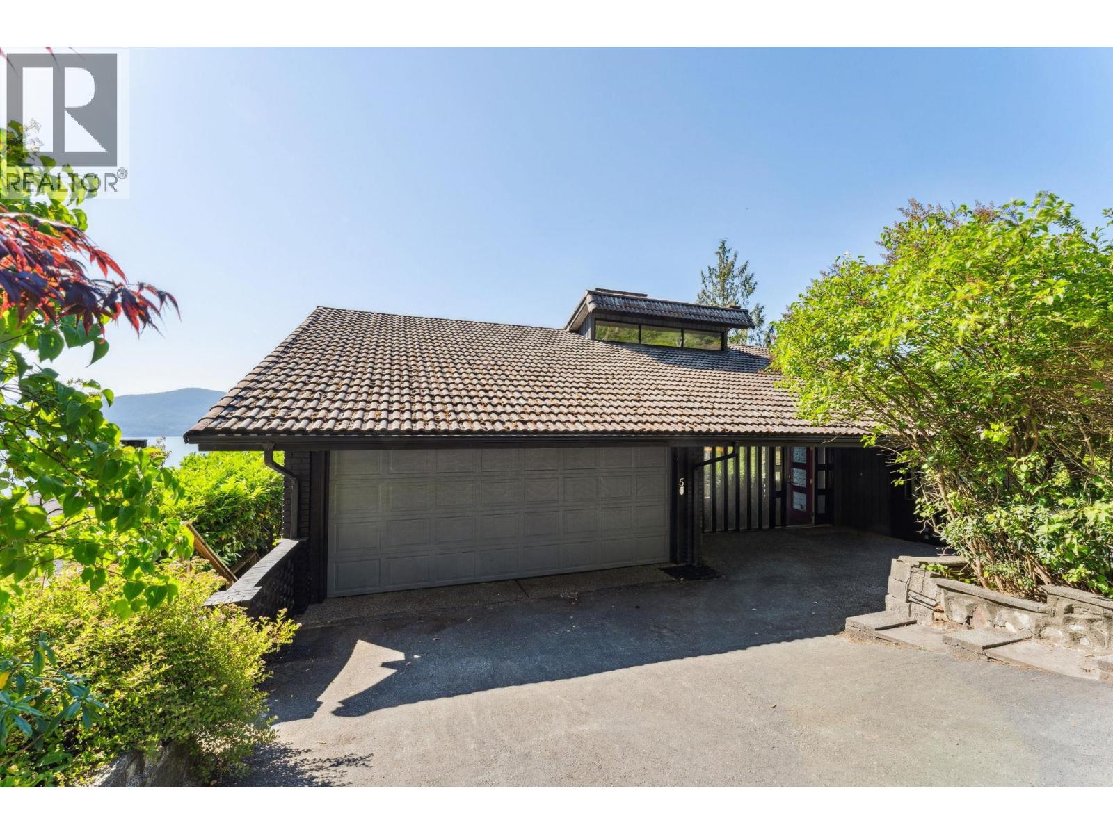 50 PANORAMA ROAD, Lions Bay, British Columbia