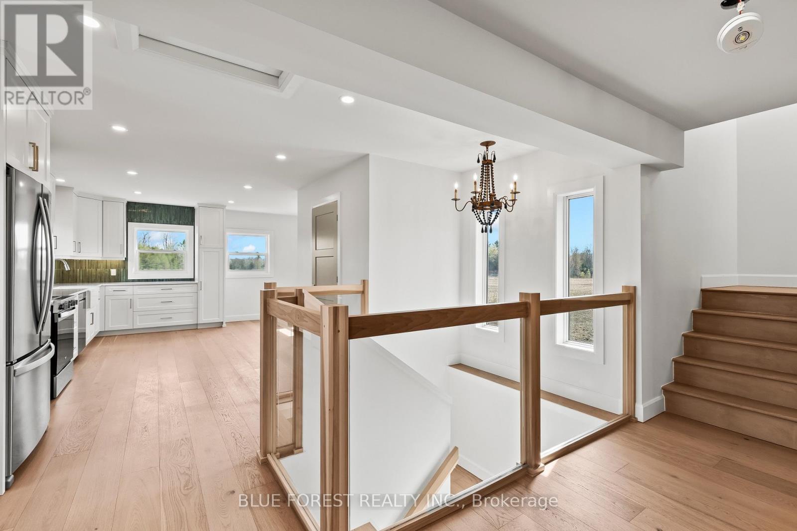 6161 Trafalgar Street, Thames Centre, Ontario  N0L 1G4 - Photo 12 - X13124448