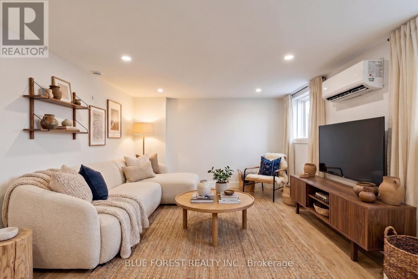 6161 Trafalgar Street, Thames Centre, Ontario  N0L 1G4 - Photo 29 - X13124448