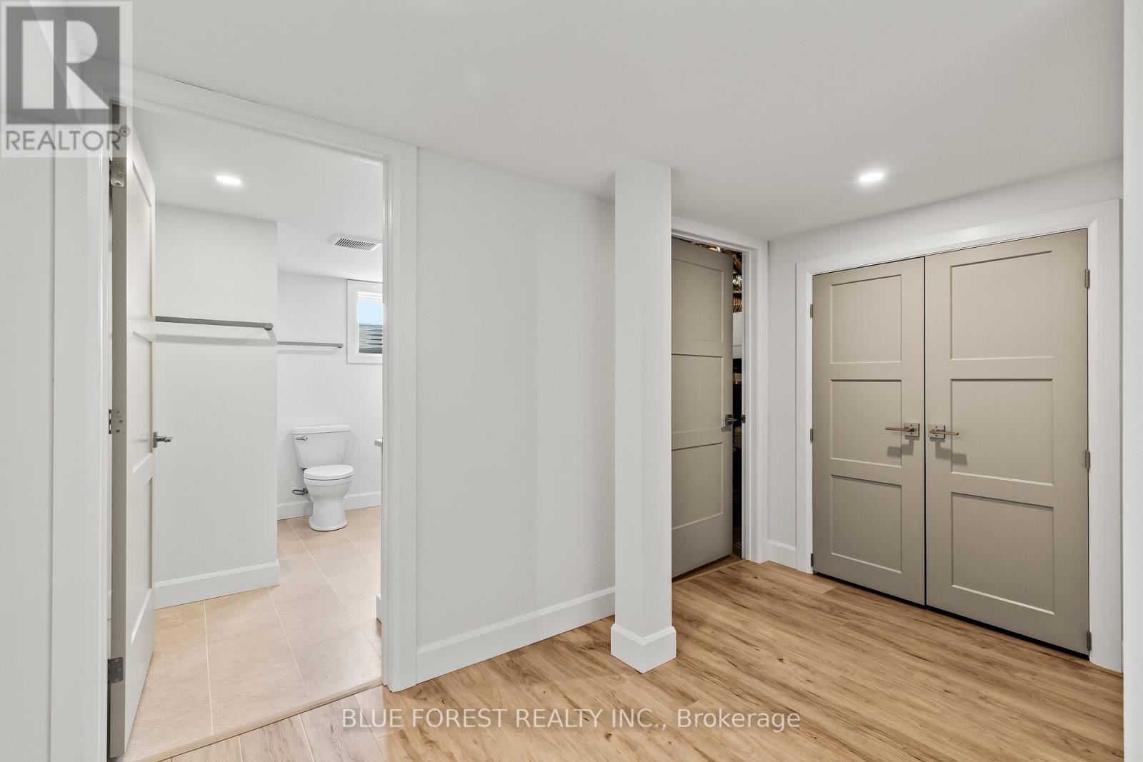 6161 Trafalgar Street, Thames Centre, Ontario  N0L 1G4 - Photo 32 - X13124448
