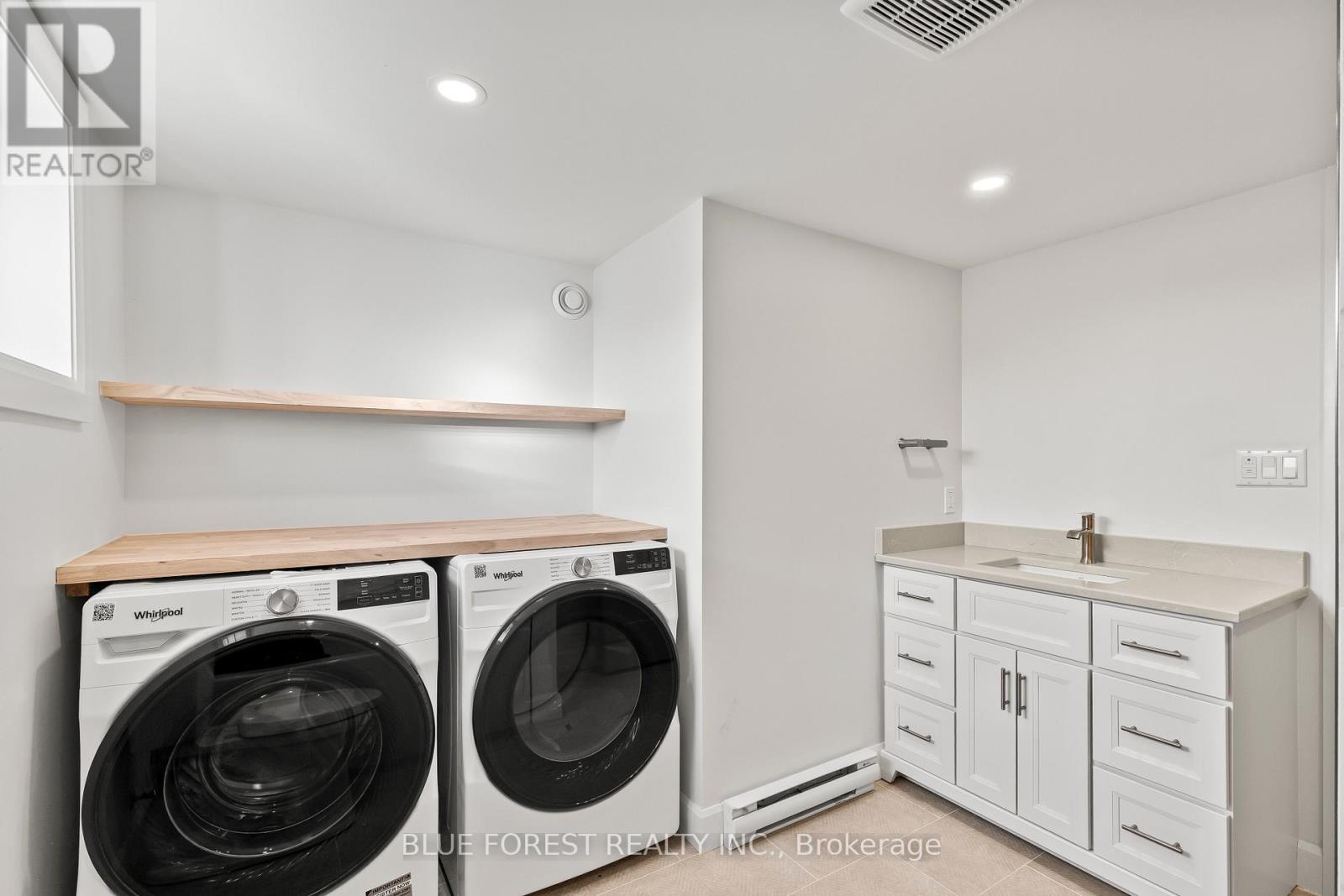 6161 Trafalgar Street, Thames Centre, Ontario  N0L 1G4 - Photo 35 - X13124448