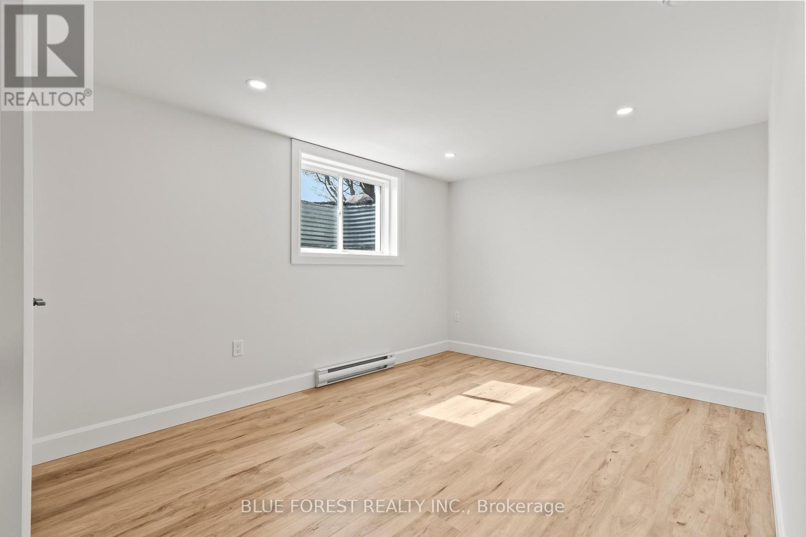 6161 Trafalgar Street, Thames Centre, Ontario  N0L 1G4 - Photo 38 - X13124448