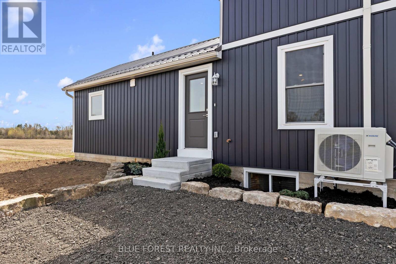 6161 Trafalgar Street, Thames Centre, Ontario  N0L 1G4 - Photo 41 - X13124448