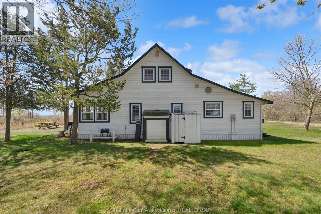 17722 Lakeshore Road, Rondeau Park, Ontario  N0P 1X0 - Photo 37 - 26010882