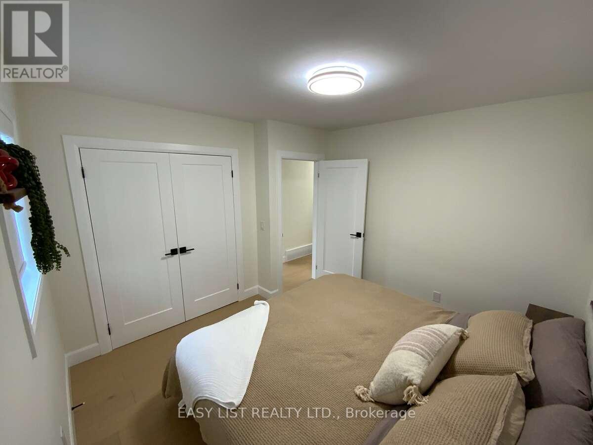 345 Head Street N, Strathroy-Caradoc, Ontario  N7G 2J8 - Photo 16 - X13124152