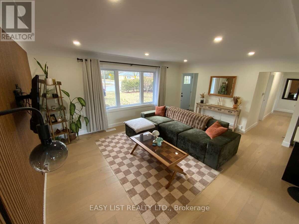345 Head Street N, Strathroy-Caradoc, Ontario  N7G 2J8 - Photo 3 - X13124152
