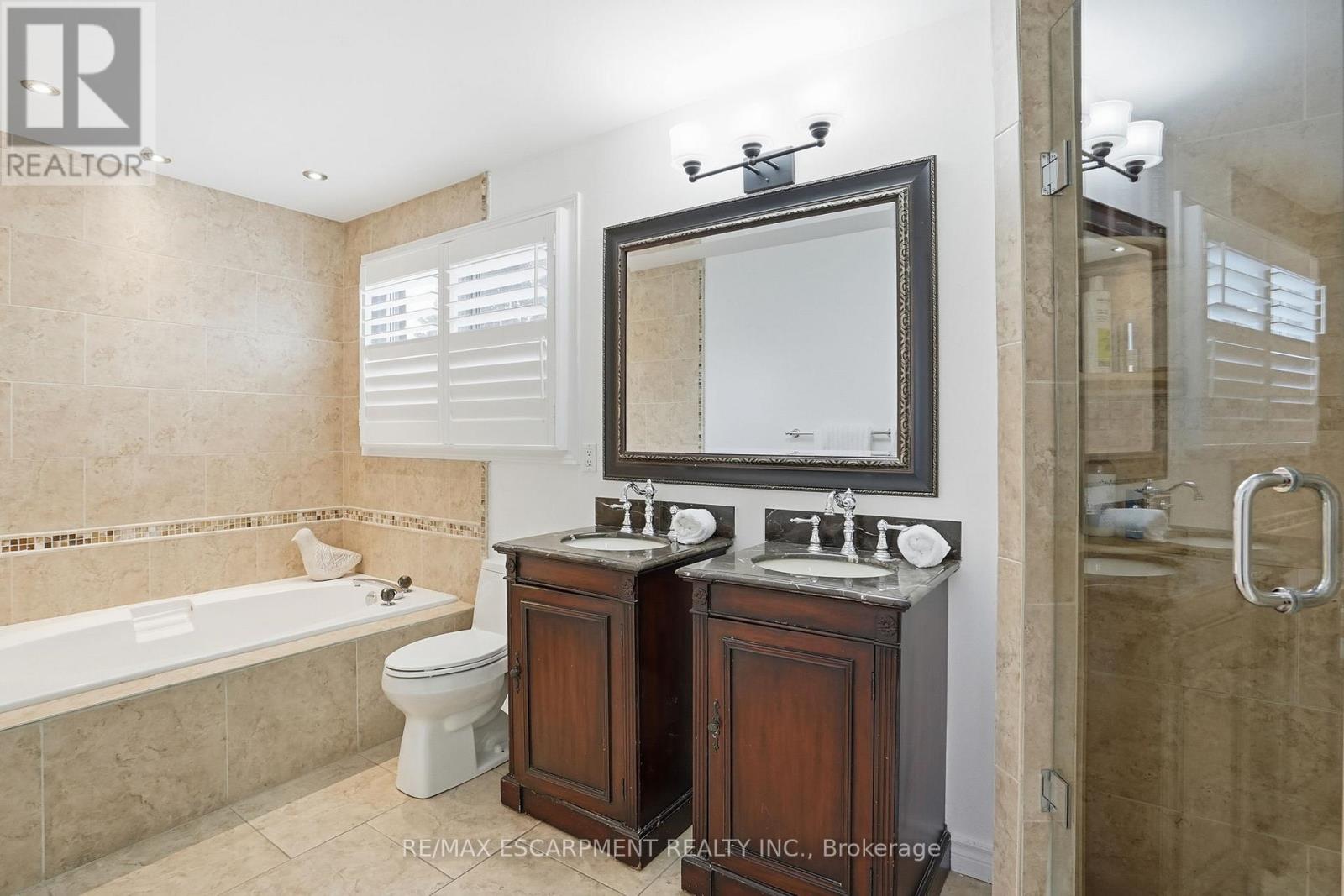 9 Stone Gate Drive, Grimsby, Ontario  L3M 5C6 - Photo 28 - X13124198