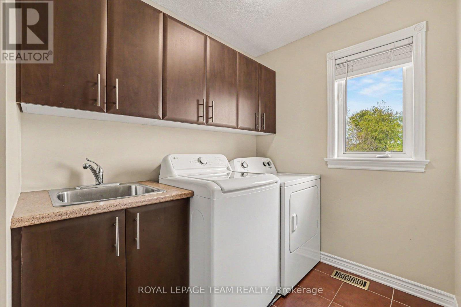 77 Chanonhouse Drive, Ottawa, Ontario  K0A 2Z0 - Photo 18 - X13124292