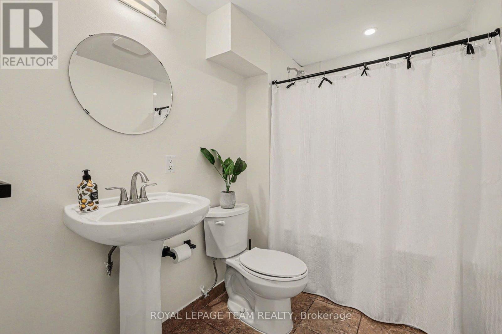 77 Chanonhouse Drive, Ottawa, Ontario  K0A 2Z0 - Photo 26 - X13124292